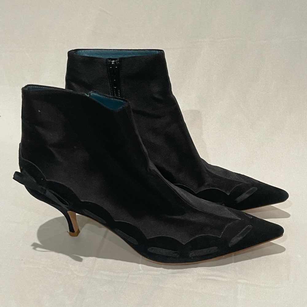 Marc Jacobs Ankle Booties Size 7.5